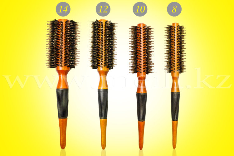 Брашинги  для укладки волос с натуральными щетинками и дополнительными пластмассовыми зубчиками в ассортименте